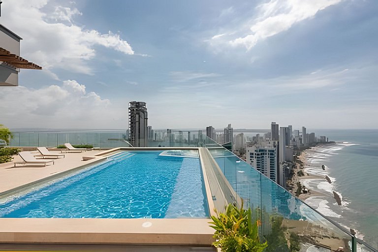 Ocean Majesty, Luxury Haven close to Walled City