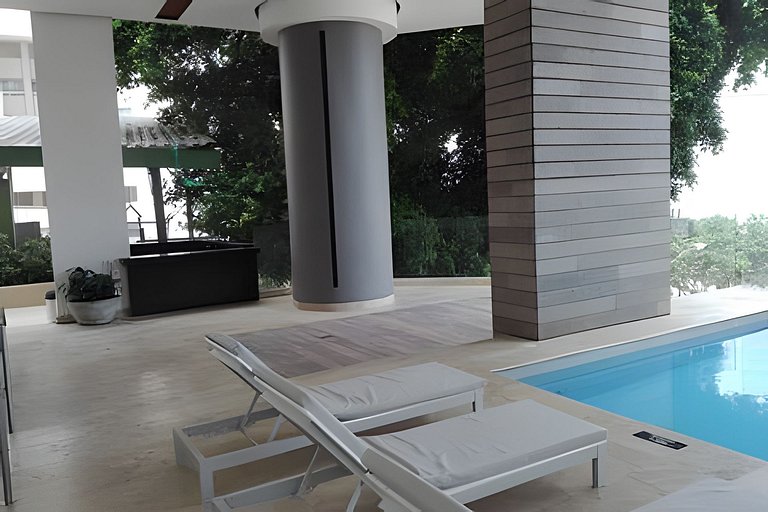 Ocean Majesty, Luxury Haven close to Walled City
