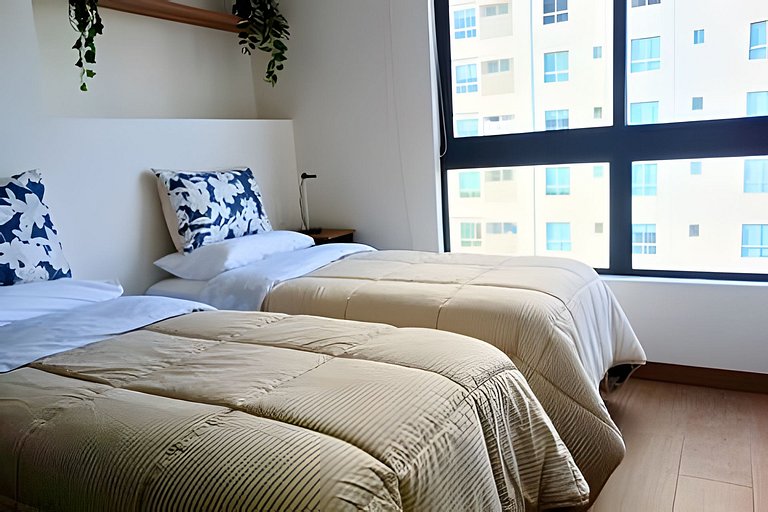 Luxury 2B, stunning View 4 Blocks from walled City