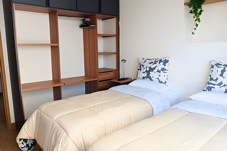 Luxury 2B, stunning View 4 Blocks from walled City
