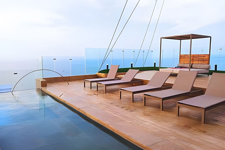 Luxury 2B, stunning View 4 Blocks from walled City