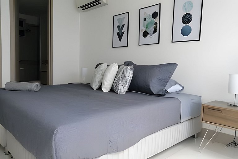 Luxury 2B apartment,Amazing View