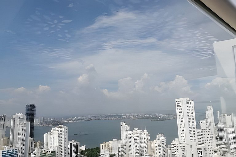 Luxury 2B apartment,Amazing View