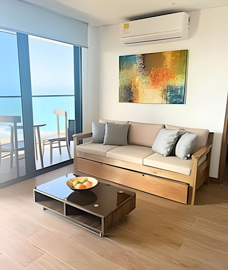 Luxury Apartment with Ocean y Walled City Views