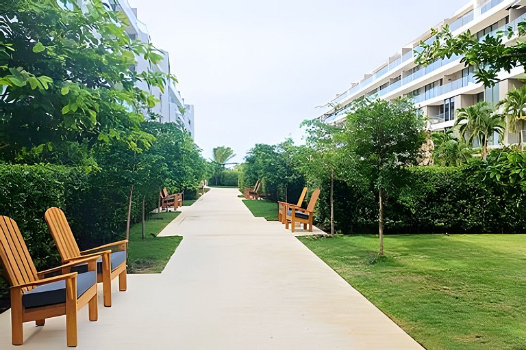 Lujoso, último piso con salida directa a la playa