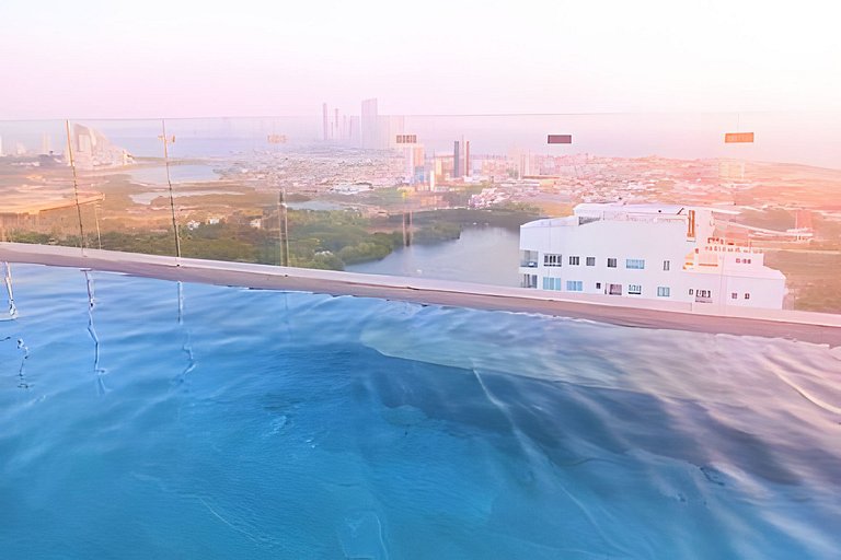 Oceanfront Gem by Walled City, Spectacular Views