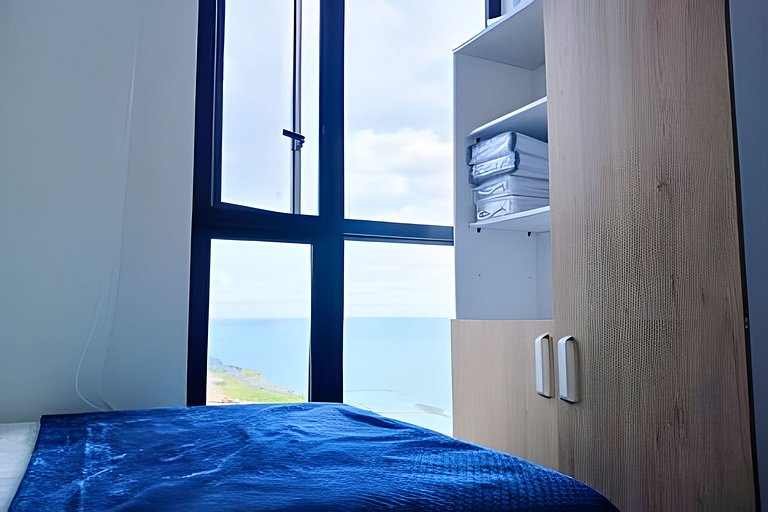 Oceanfront Gem by Walled City, Spectacular Views