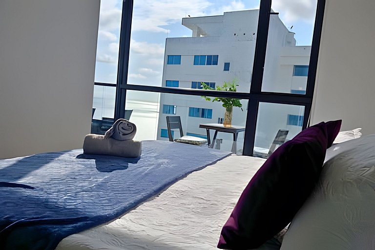 Oceanfront Gem by Walled City, Spectacular Views
