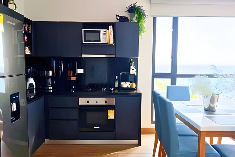Oceanfront Gem by Walled City, Spectacular Views
