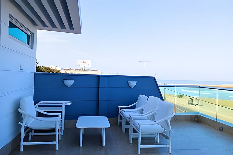 Precioso Dúplex Frente al Mar cerca C.Amurallada