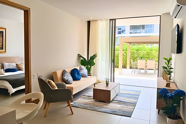 Lujoso Apto con Piscina y Terraza Privada