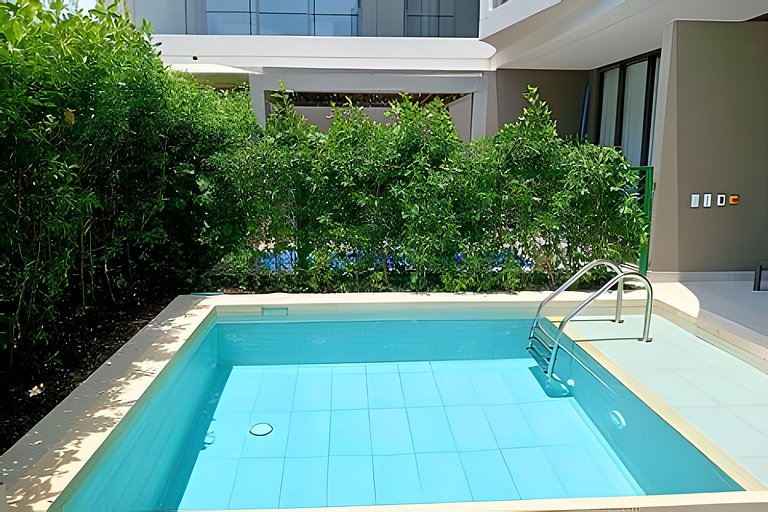 Lujoso Apto con Piscina y Terraza Privada