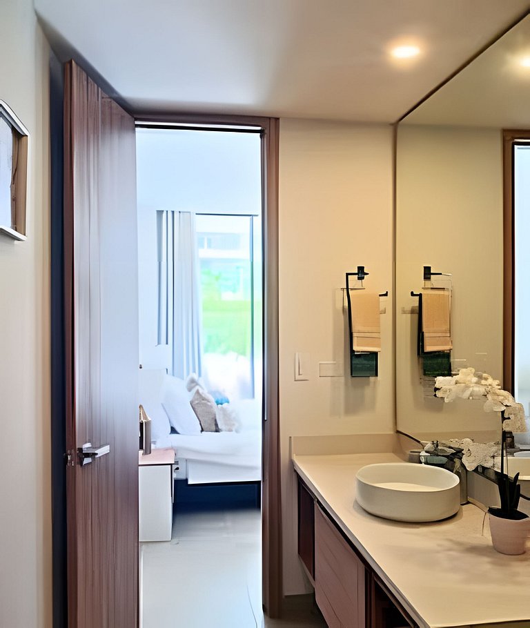 Lujoso Apto con Piscina y Terraza Privada
