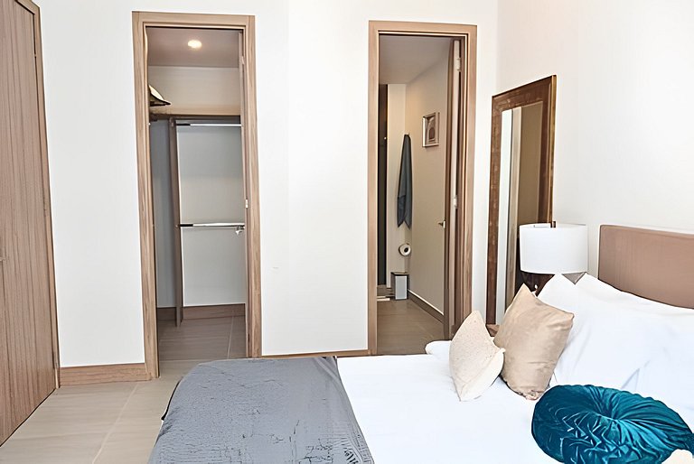 Lujoso Apto con Piscina y Terraza Privada