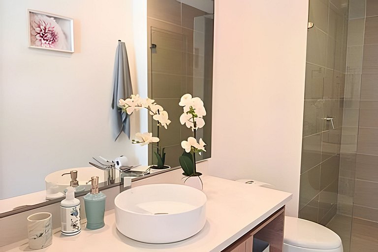 Lujoso Apto con Piscina y Terraza Privada