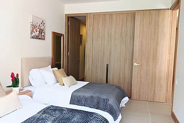 Lujoso Apto con Piscina y Terraza Privada