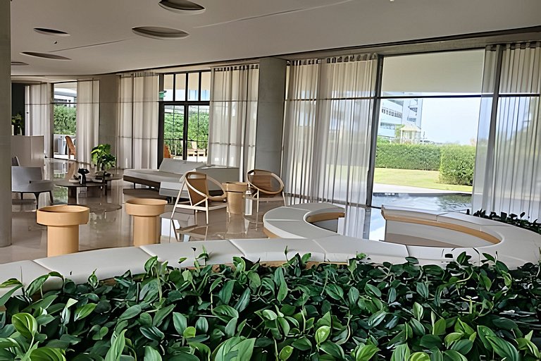 Lujoso Apto con Piscina y Terraza Privada
