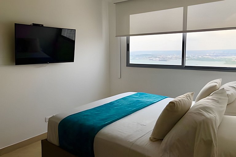 Breathtaking ocean view, central location