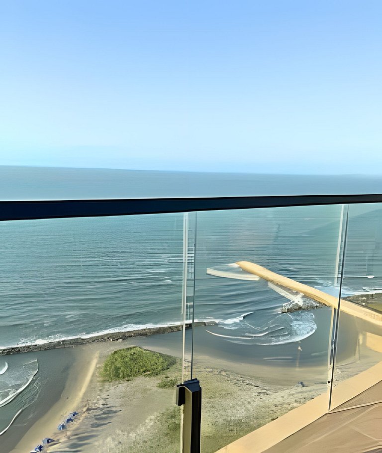 Stuning view to Walled city & Beach, King size bed