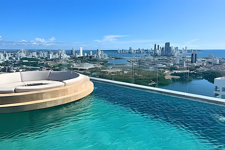 Stuning view to Walled city & Beach, King size bed