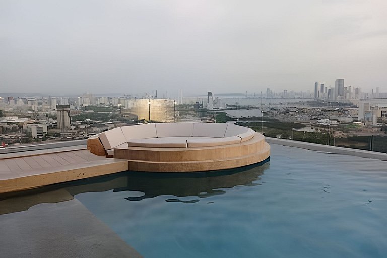 Stuning view to Walled city & Beach, King size bed