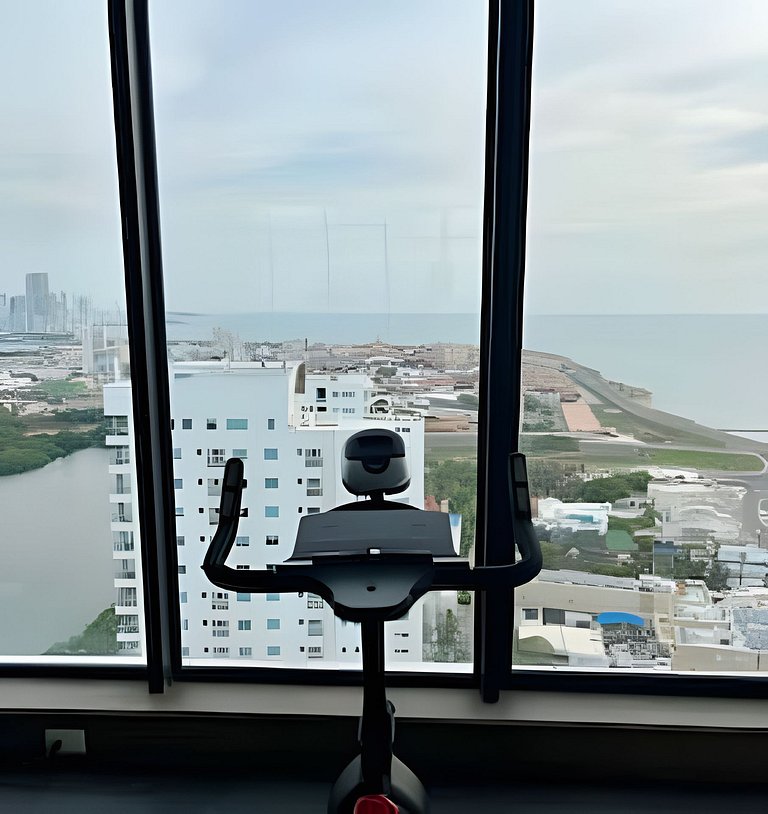 Stuning view to Walled city & Beach, King size bed