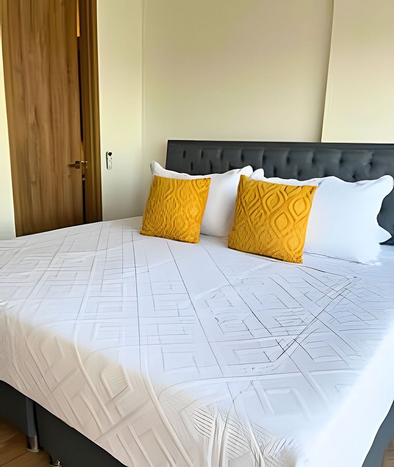 Stuning view to Walled city & Beach, King size bed