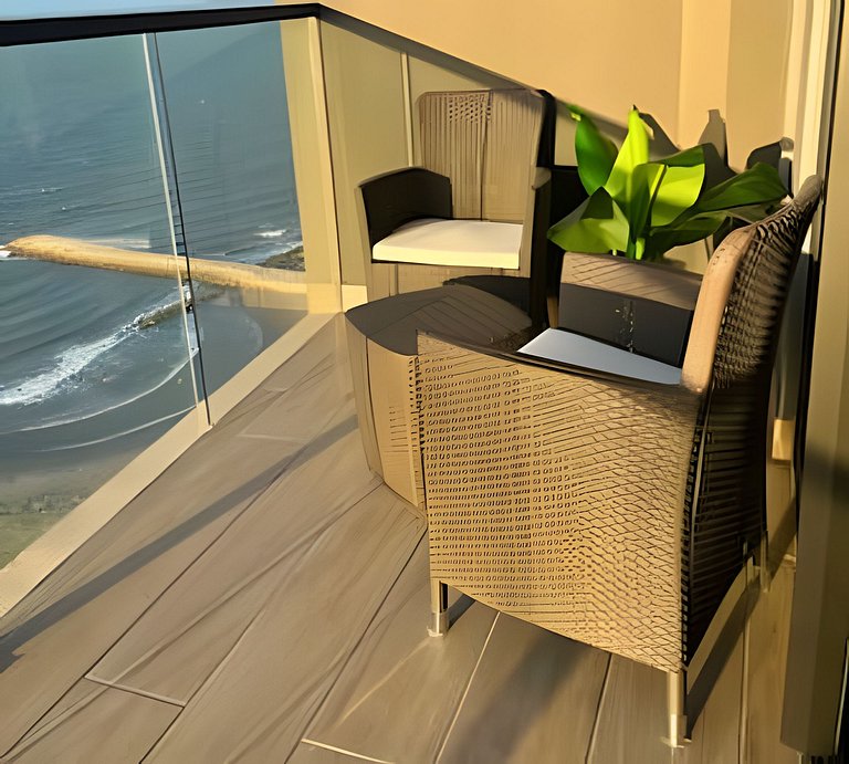 Stuning view to Walled city & Beach, King size bed