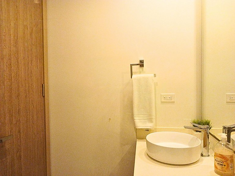 Apartamento en condominio de lujo morros eco.