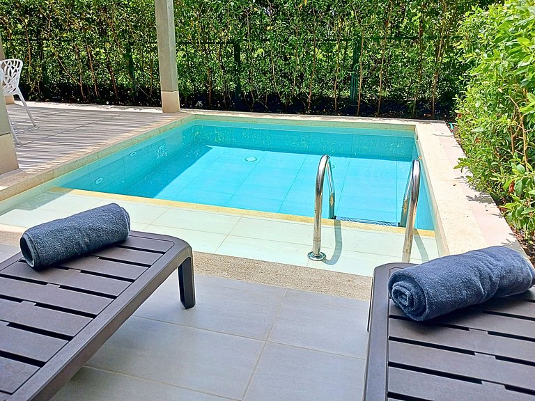 Lujoso Apto con Piscina Privada y salida a playa