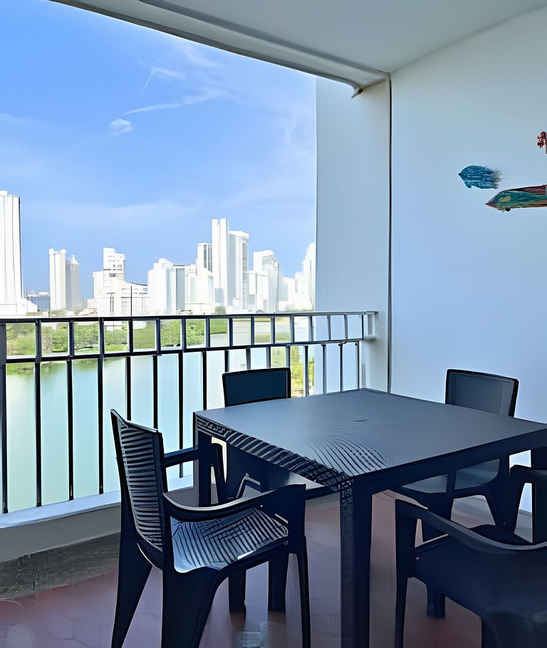 Hermoso apartamento con vista en el laguito