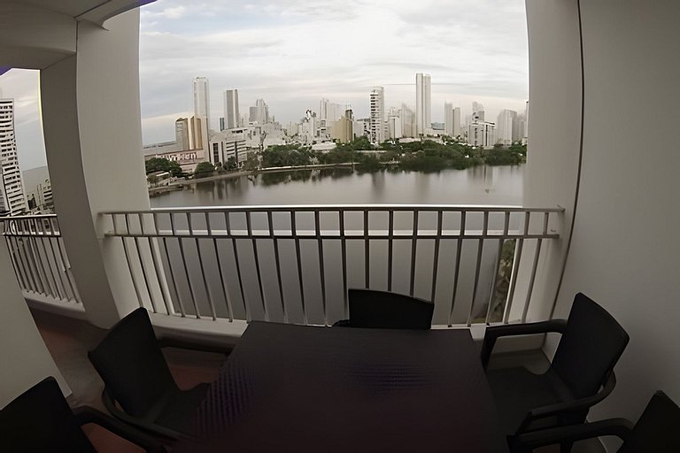 Hermoso apartamento con vista en el laguito