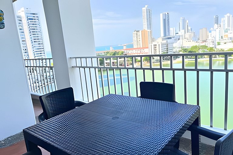 Hermoso apartamento con vista en el laguito