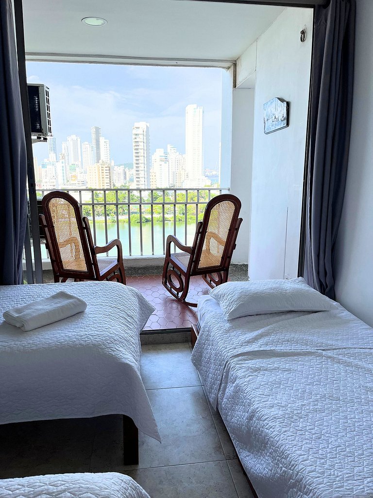 Hermoso apartamento con vista en el laguito