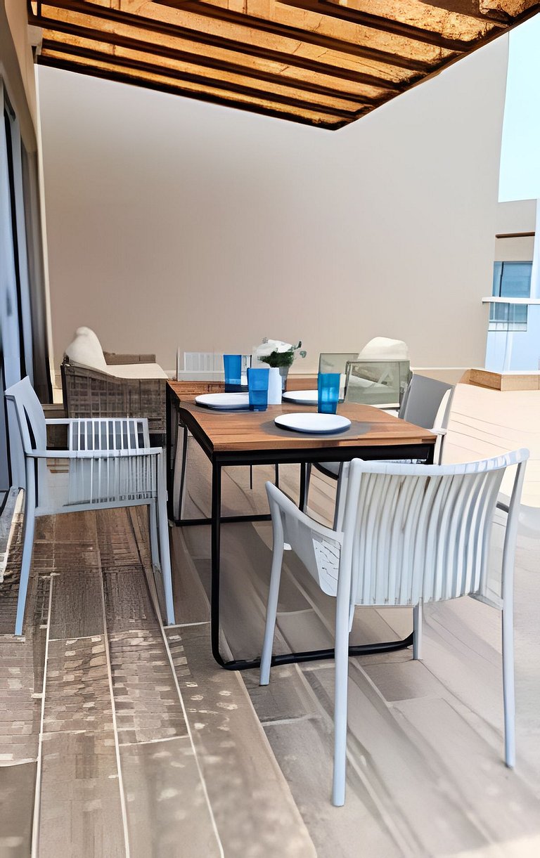 Ultimo piso, amplia terraza y vista impresionante!