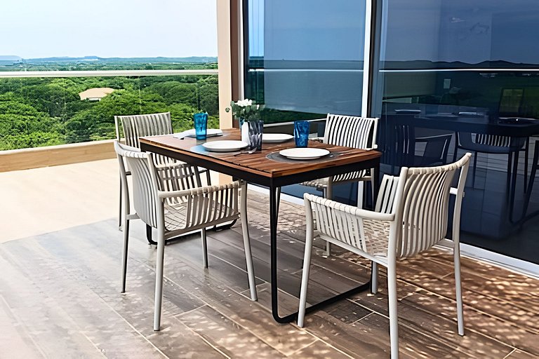 Ultimo piso, amplia terraza y vista impresionante!