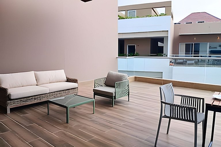 Ultimo piso, amplia terraza y vista impresionante!