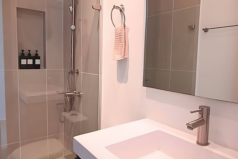 Ultimo piso, amplia terraza y vista impresionante!