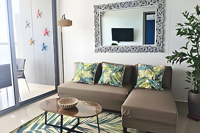 Luxury Escape: Sea, Comfort & Style