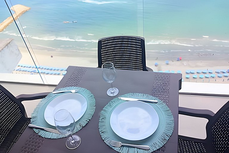 Luxury Escape: Sea, Comfort & Style