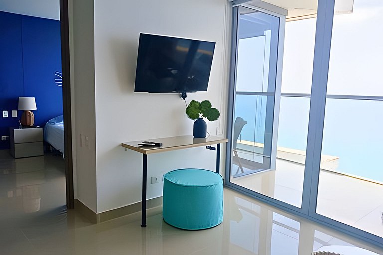 Luxury Escape: Sea, Comfort & Style