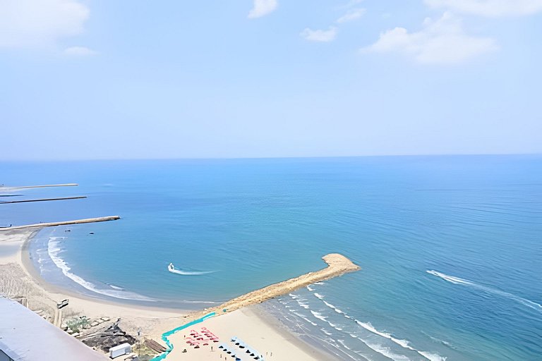 Luxury Escape: Sea, Comfort & Style