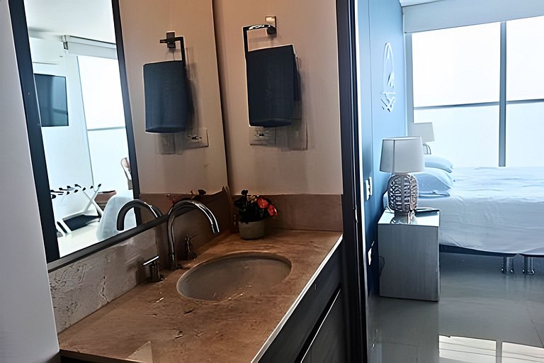 Luxury Escape: Sea, Comfort & Style