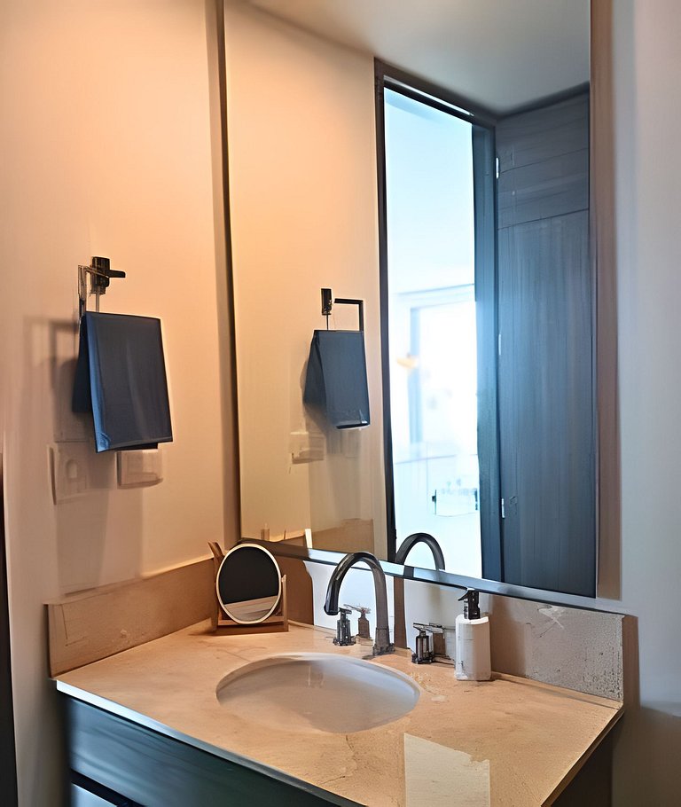 Luxury Escape: Sea, Comfort & Style