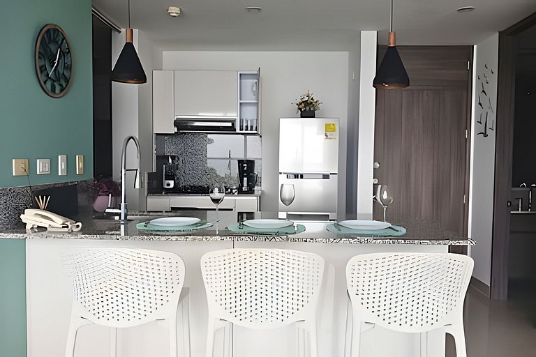 Luxury Escape: Sea, Comfort & Style