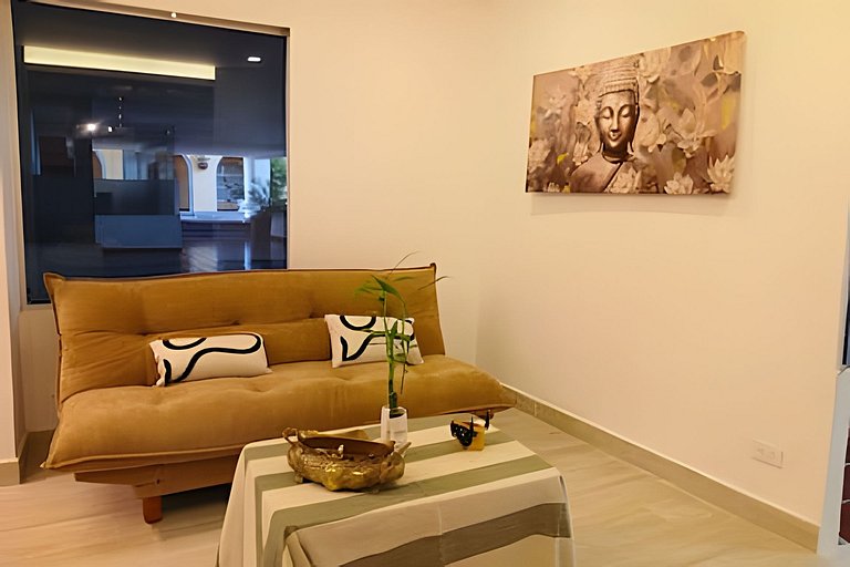 Apartstudio en corazón de C. Amurallada, Cama king