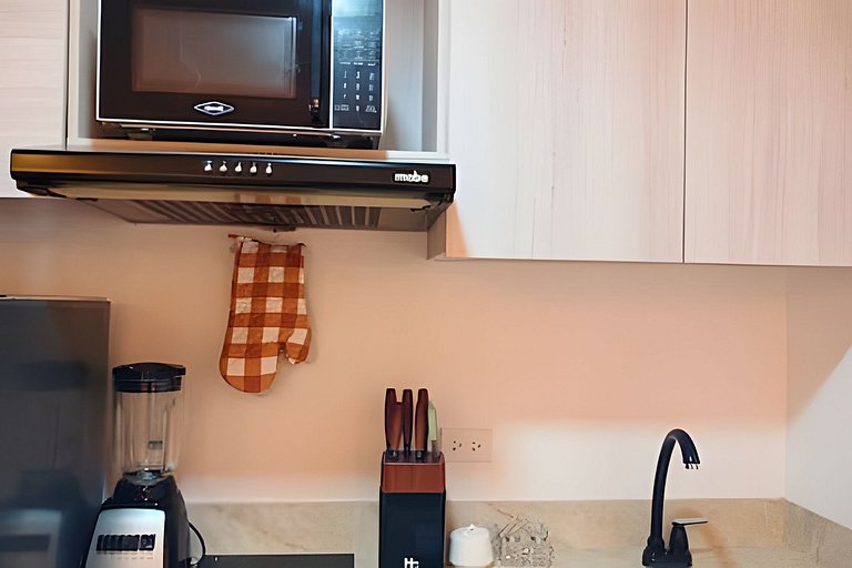 Apartstudio en corazón de C. Amurallada, Cama king