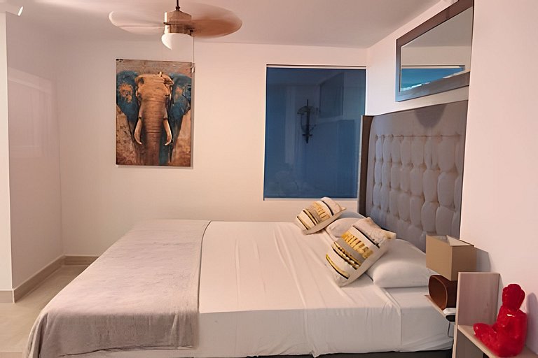 Apartstudio en corazón de C. Amurallada, Cama king