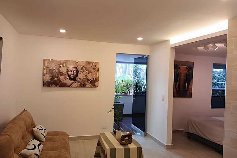 Apartstudio en corazón de C. Amurallada, Cama king