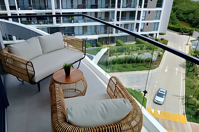 ¡Comodidad y Estilo frente al mar!